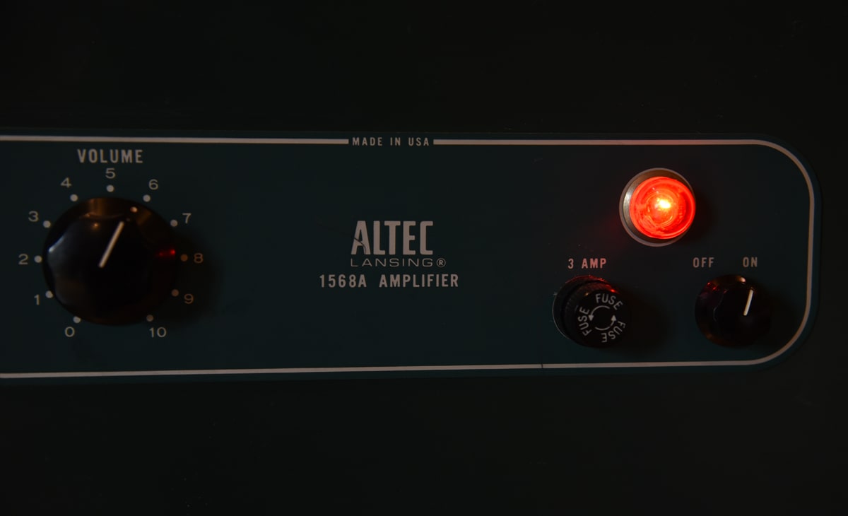 音楽を視る部屋